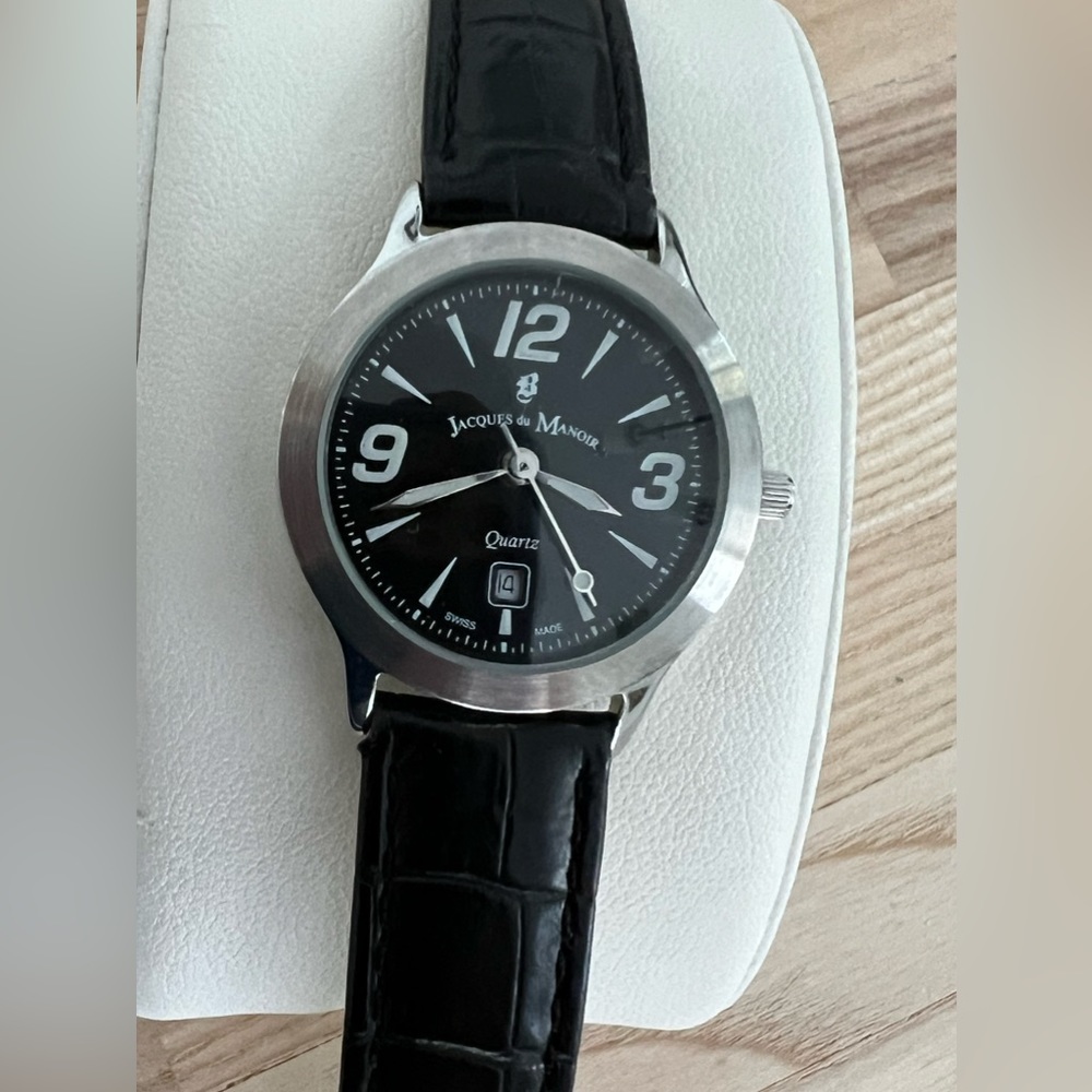 Jacques Du Manoir Ladies Watch Rare Black Leather Strap Date Window Quartz